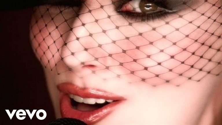 Shania Twain – Man! I Feel Like A Woman (Official Music Video)